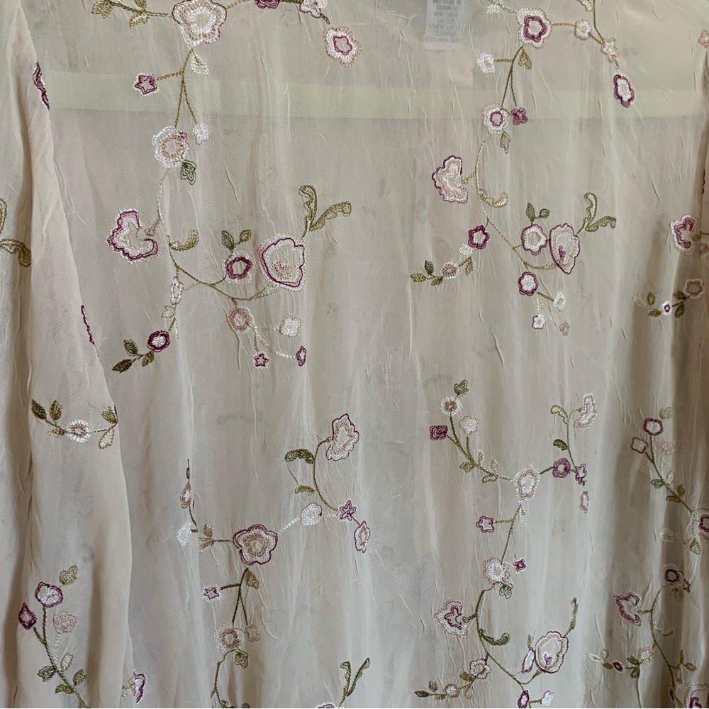 Avenue | Size 14/16 Long Sleeve Floral Button Up Collard Blouse Embroidered - Picture 6 of 13